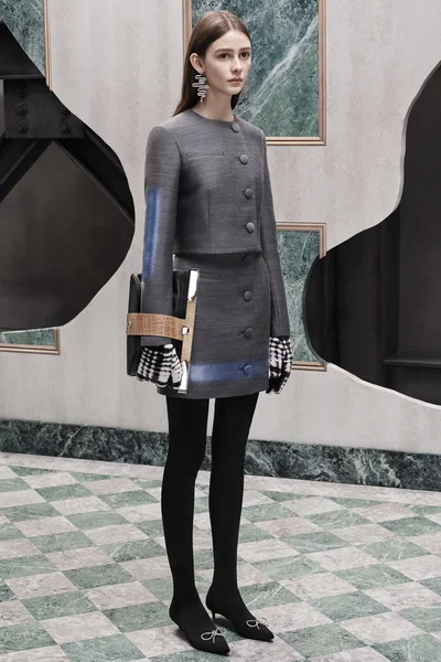 Look 2